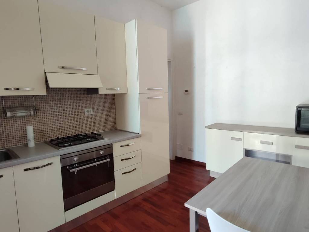appartamento in vendita a Pavia in zona Centro Città