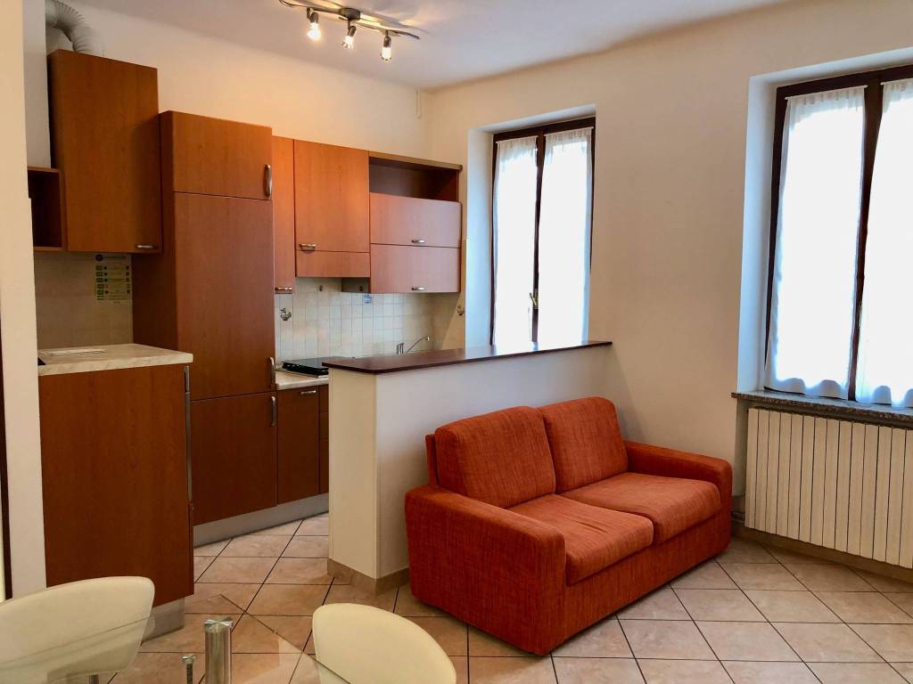appartamento in vendita a Pavia in zona Città Giardino
