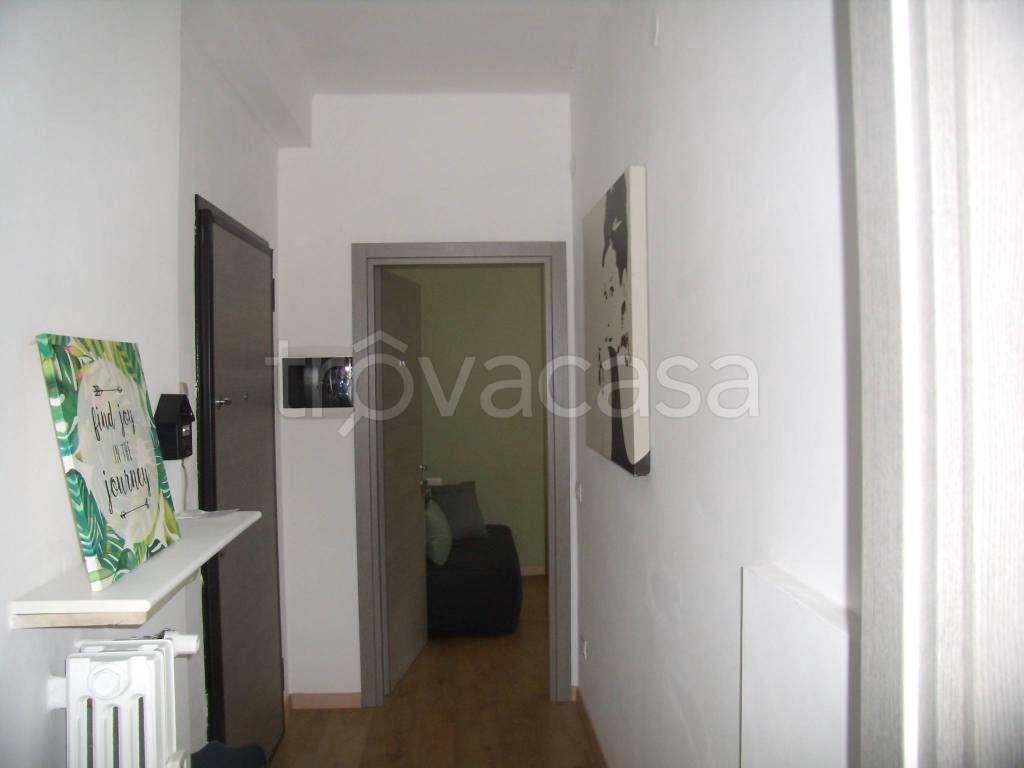 appartamento in vendita a Pavia in zona Policlinico