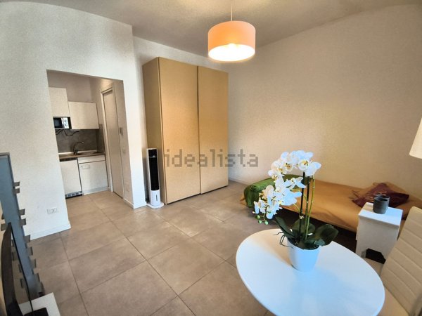 appartamento in vendita a Pavia in zona Centro Città