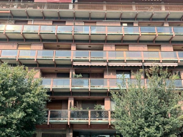 ufficio in vendita a Pavia in zona Stazione