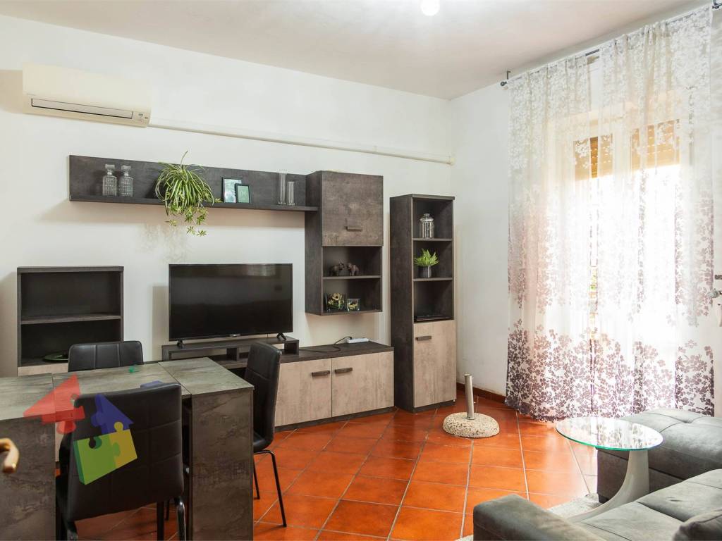 appartamento in vendita a Pavia in zona Casa sul Fiume