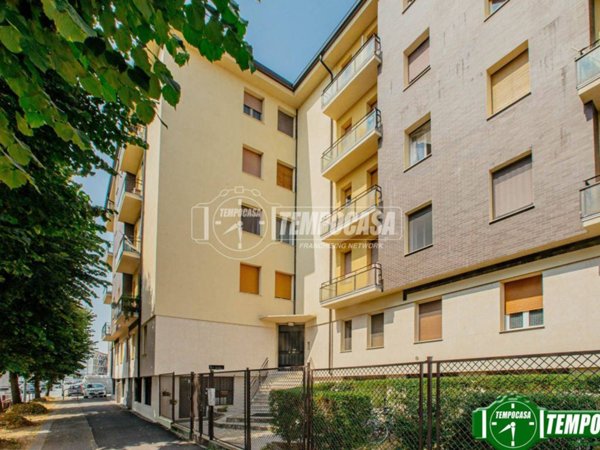 appartamento in vendita a Pavia in zona Città Giardino