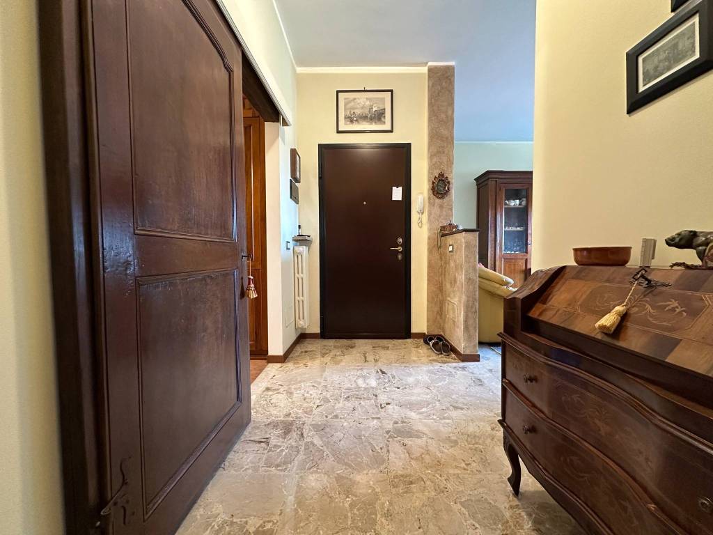 appartamento in vendita a Pavia in zona Città Giardino