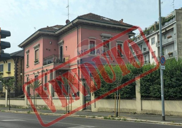 appartamento in vendita a Pavia in zona Centro Città