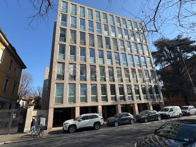 appartamento in vendita a Pavia in zona Centro Città