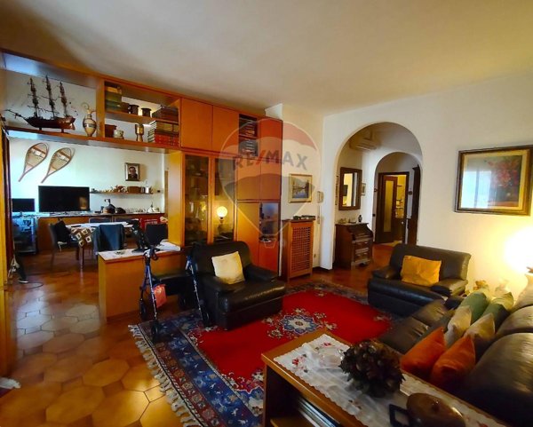 appartamento in vendita a Pavia in zona Centro Città