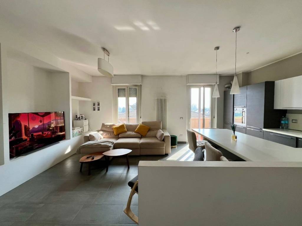 appartamento in vendita a Pavia in zona Ca' Della Terra