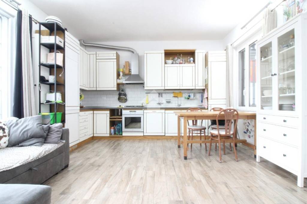 casa indipendente in vendita a Pavia in zona Campo Coni