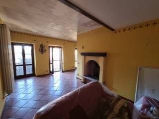 appartamento in vendita a Pavia in zona Centro Città