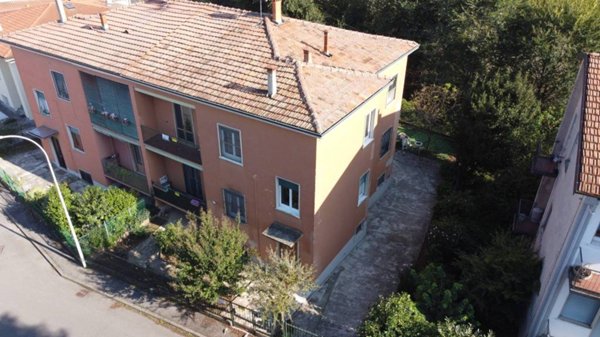 casa indipendente in vendita a Pavia in zona Città Giardino