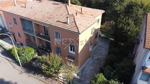 casa indipendente in vendita a Pavia in zona Città Giardino
