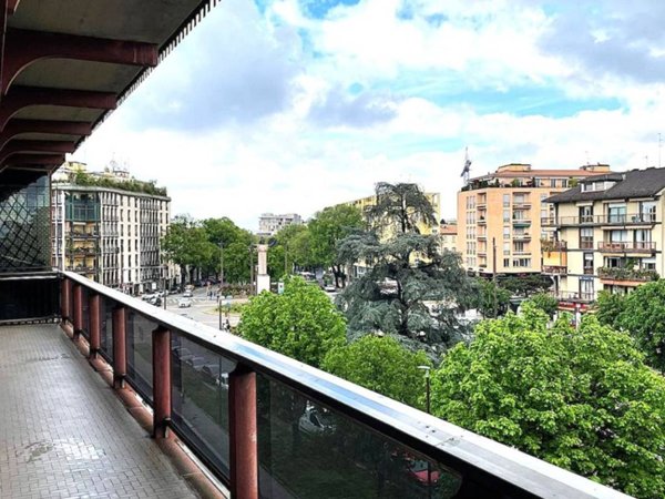 appartamento in vendita a Pavia in zona Stazione