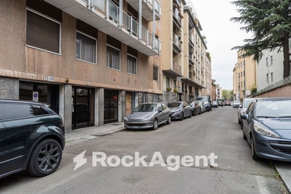 appartamento in vendita a Pavia in zona Centro Città