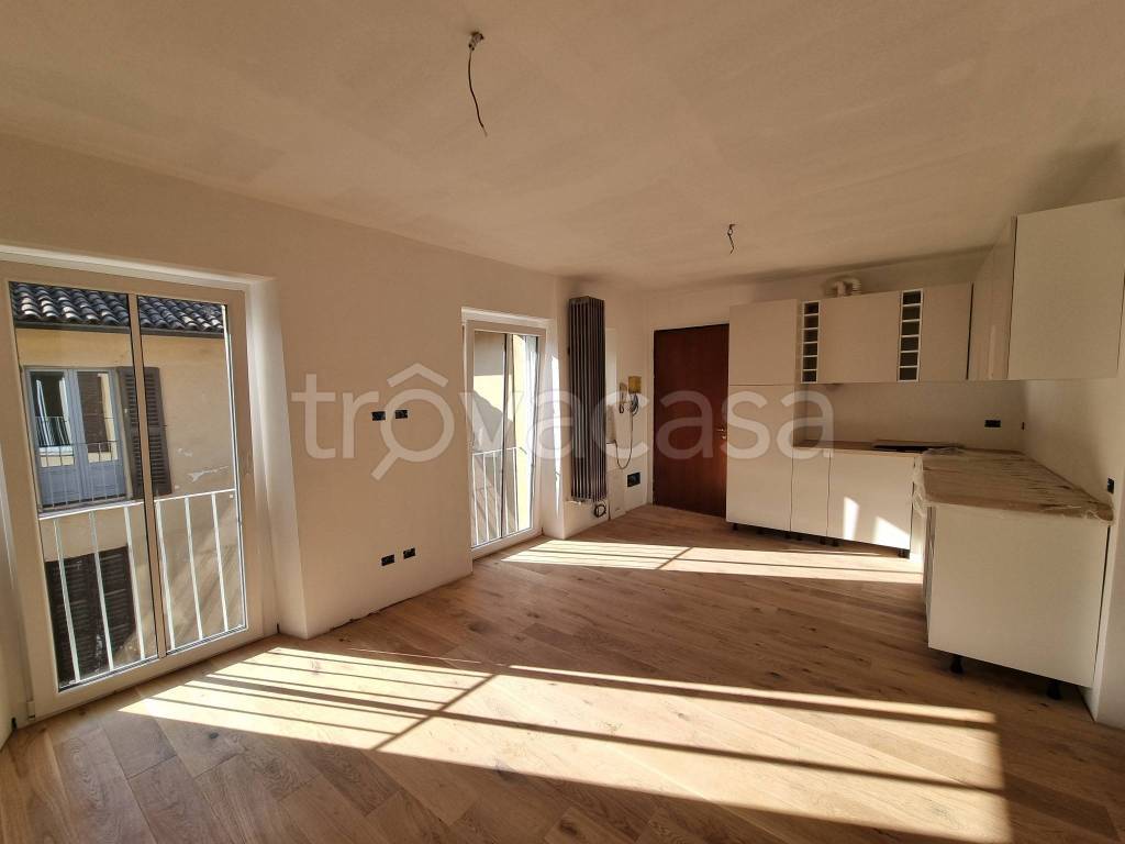 appartamento in vendita a Pavia in zona Centro Città