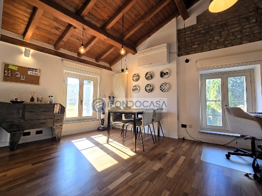 appartamento in vendita a Pavia in zona Centro Città