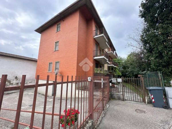 appartamento in vendita a Pavia in zona Città Giardino