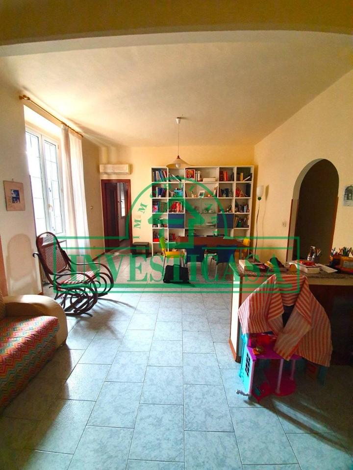 appartamento in vendita a Pavia in zona Centro Città
