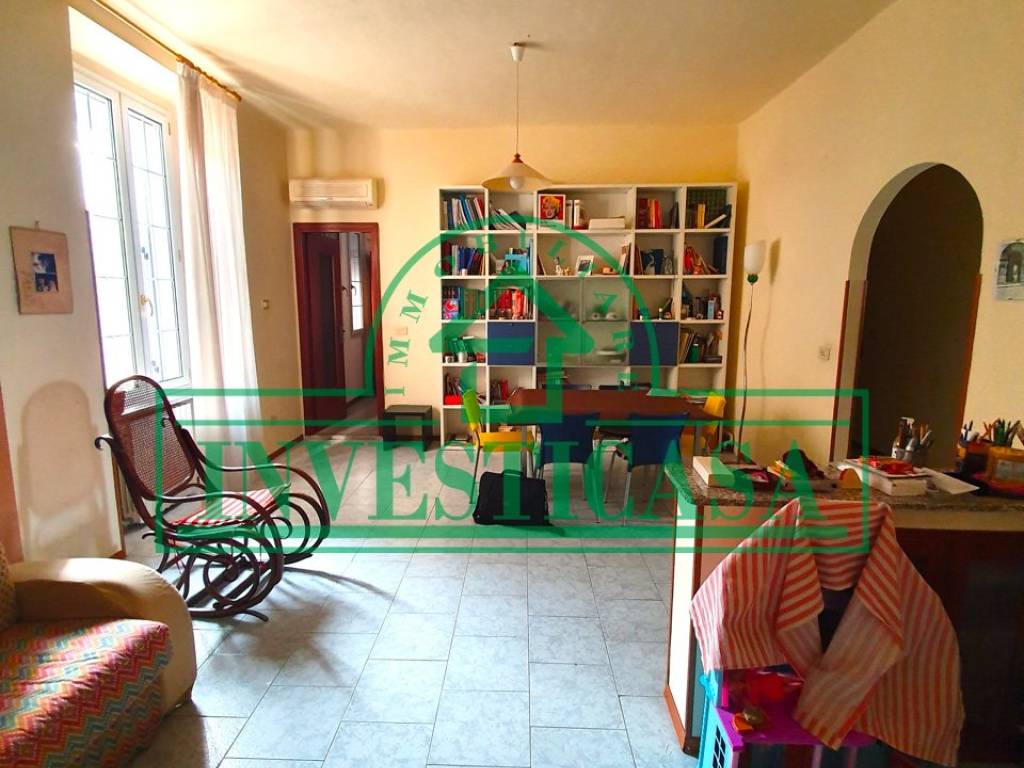 appartamento in vendita a Pavia in zona Centro Città