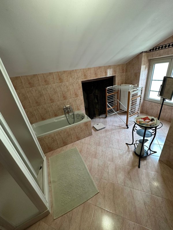 appartamento in vendita a Pavia in zona Centro Città
