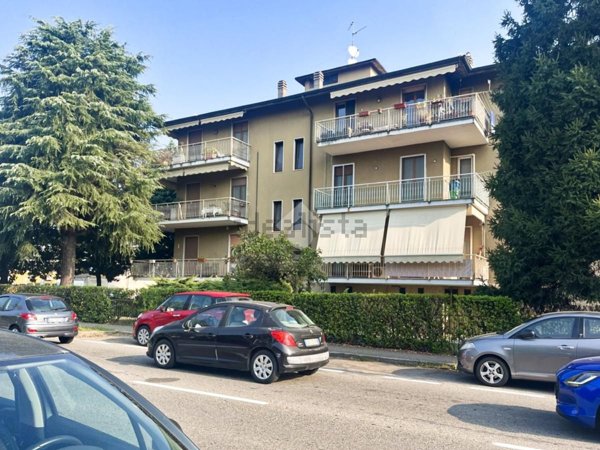 appartamento in vendita a Pavia in zona Campo Coni