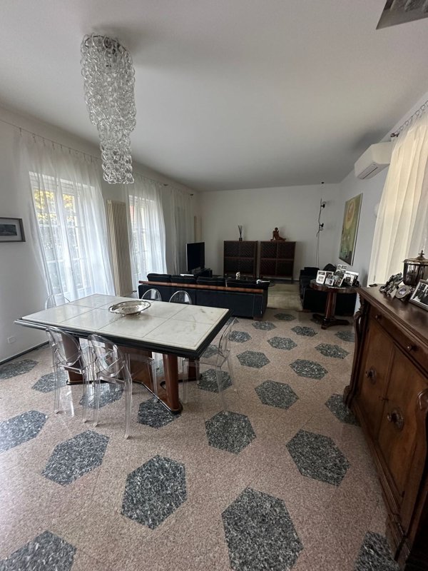 casa semindipendente in vendita a Pavia in zona Centro Città