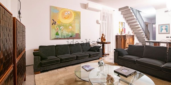 casa semindipendente in vendita a Pavia in zona Centro Città