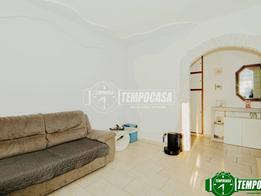 appartamento in vendita a Pavia in zona Centro Città