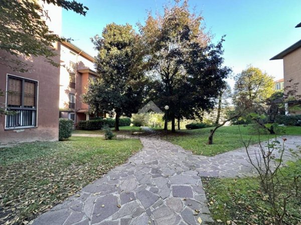appartamento in vendita a Pavia in zona Città Giardino