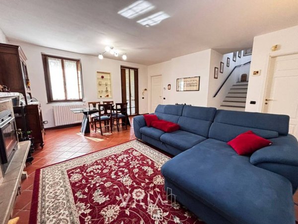 appartamento in vendita a Pavia in zona Fossarmato