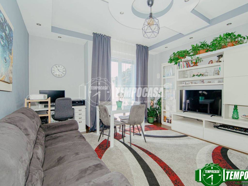 appartamento in vendita a Pavia in zona Vallone