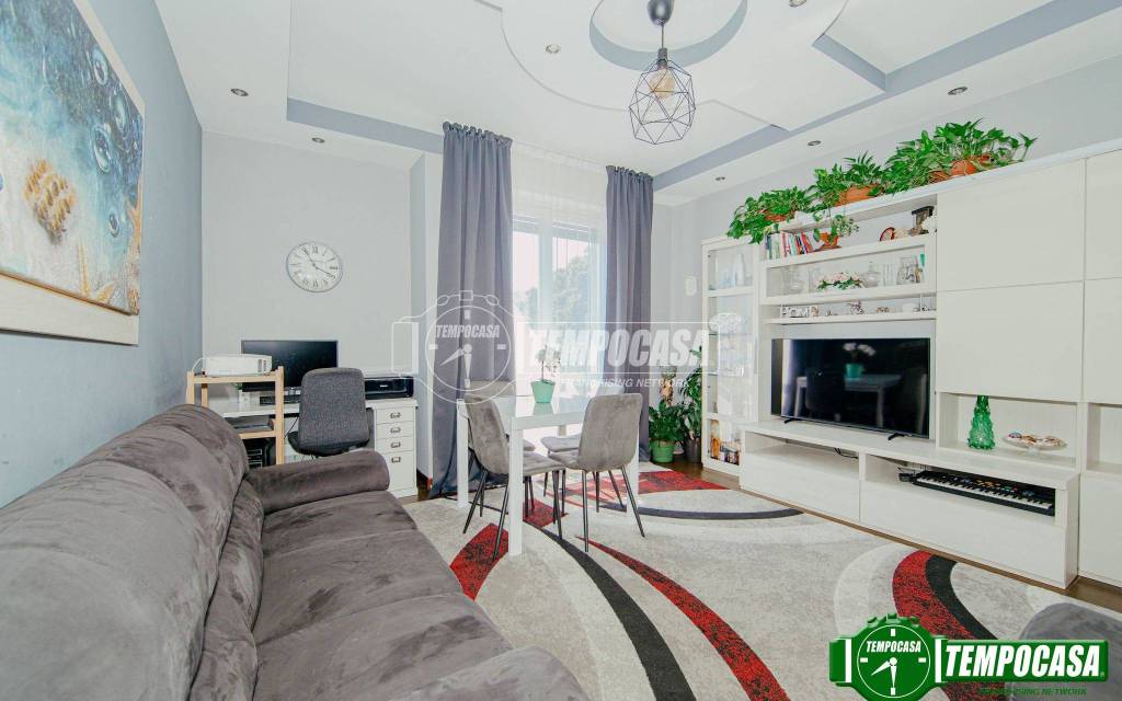 appartamento in vendita a Pavia in zona Vallone