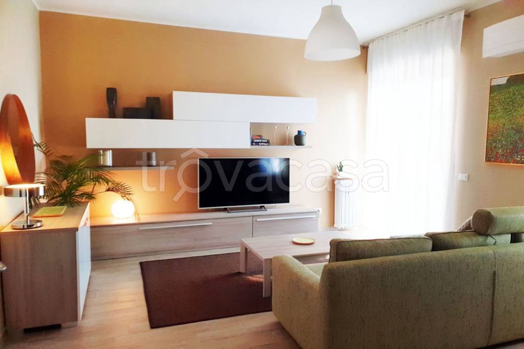 appartamento in vendita a Pavia in zona Centro Città