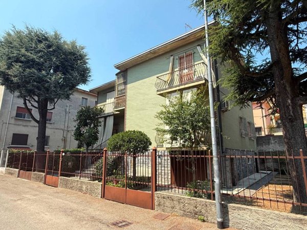 appartamento in vendita a Pavia in zona Viale Cremona