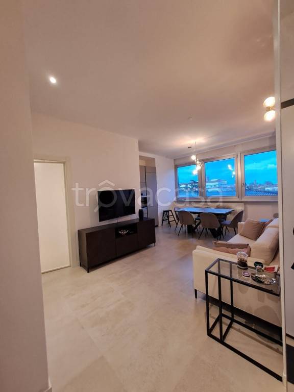 appartamento in vendita a Pavia in zona Stazione