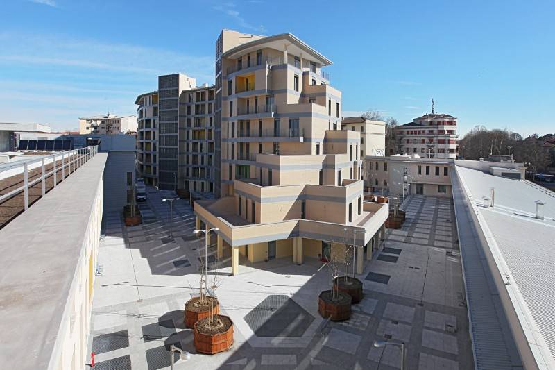 appartamento in vendita a Pavia in zona Centro Città