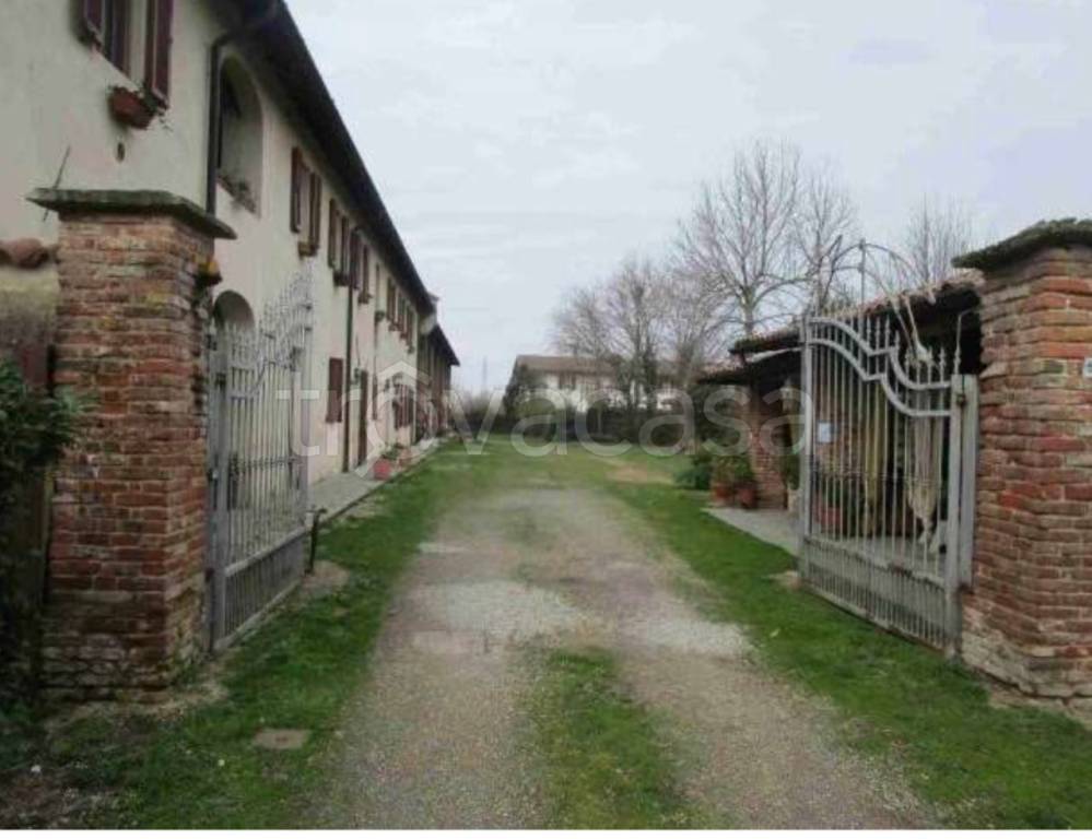 appartamento in vendita a Pavia in zona Città Giardino