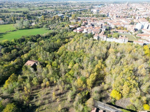 casa indipendente in vendita a Pavia in zona Viale Cremona