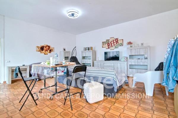 appartamento in vendita a Pavia in zona Centro Città