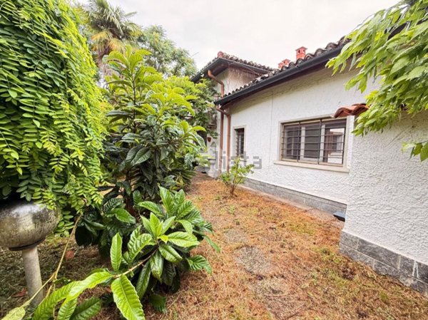 appartamento in vendita a Pavia in zona Policlinico