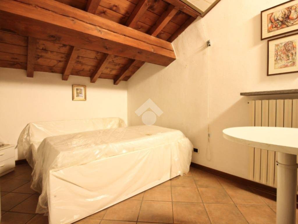 appartamento in vendita a Pavia in zona Campo Coni