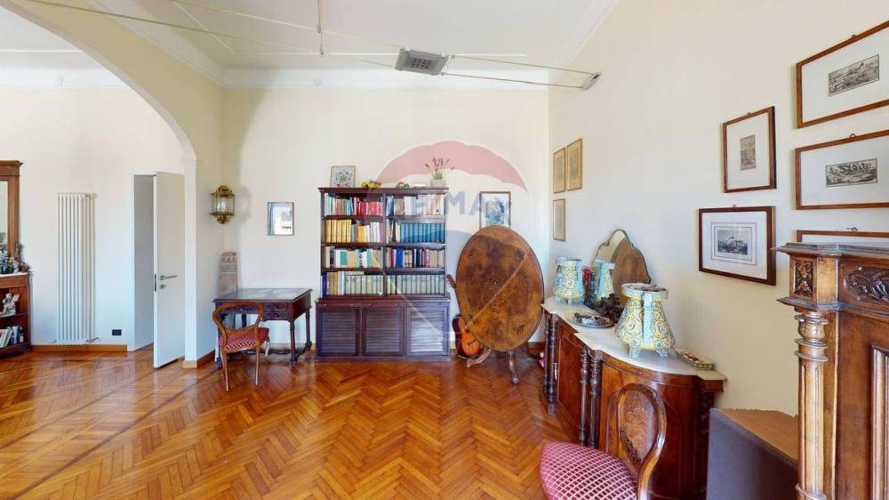 appartamento in vendita a Pavia in zona Centro Città