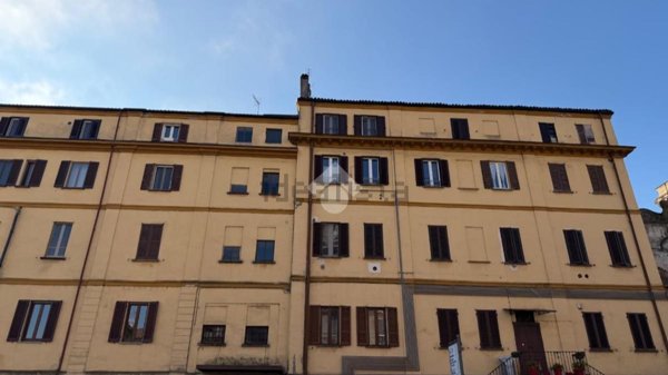 appartamento in vendita a Pavia in zona Stazione