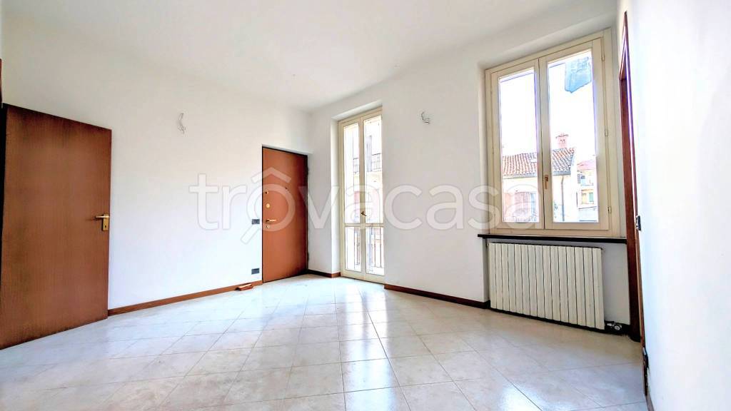 appartamento in vendita a Pavia in zona Centro Città