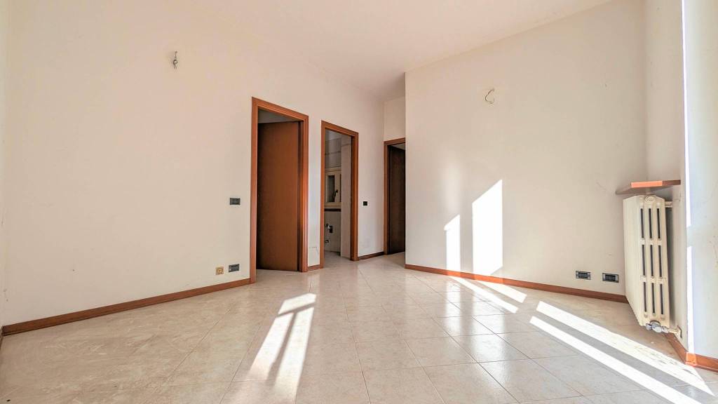 appartamento in vendita a Pavia in zona Centro Città