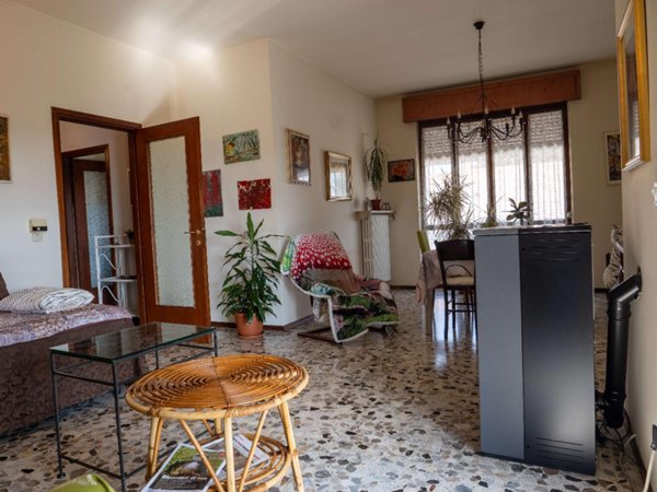 casa indipendente in vendita a Pavia