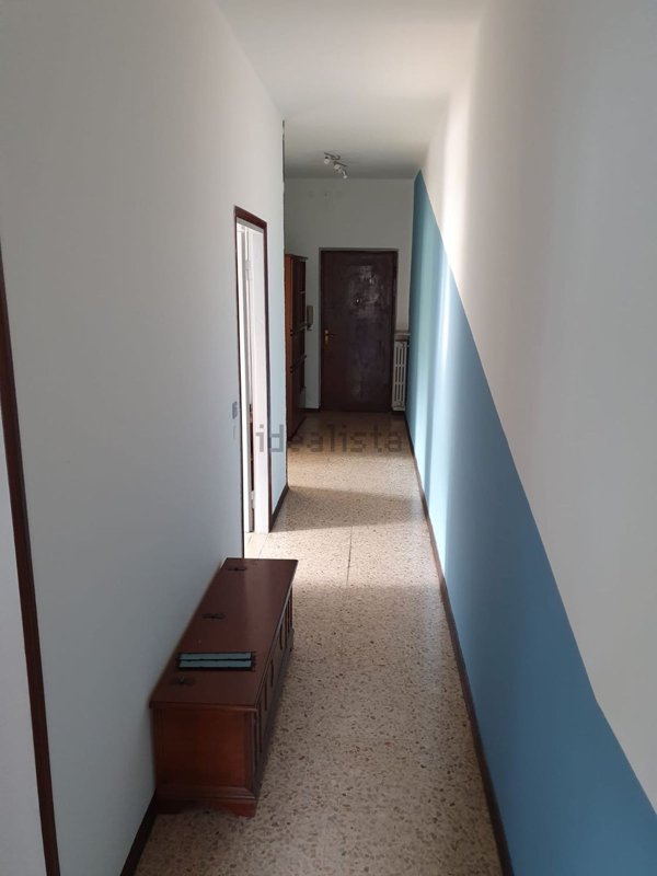 appartamento in vendita a Pavia in zona Torretta