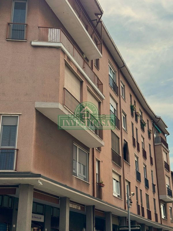 appartamento in vendita a Pavia in zona Città Giardino