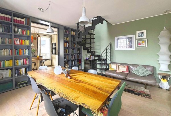 appartamento in vendita a Pavia in zona Stazione