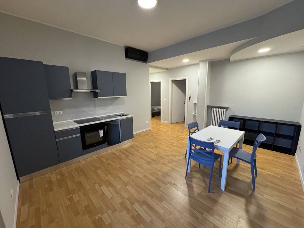 appartamento in vendita a Pavia in zona San Pietro